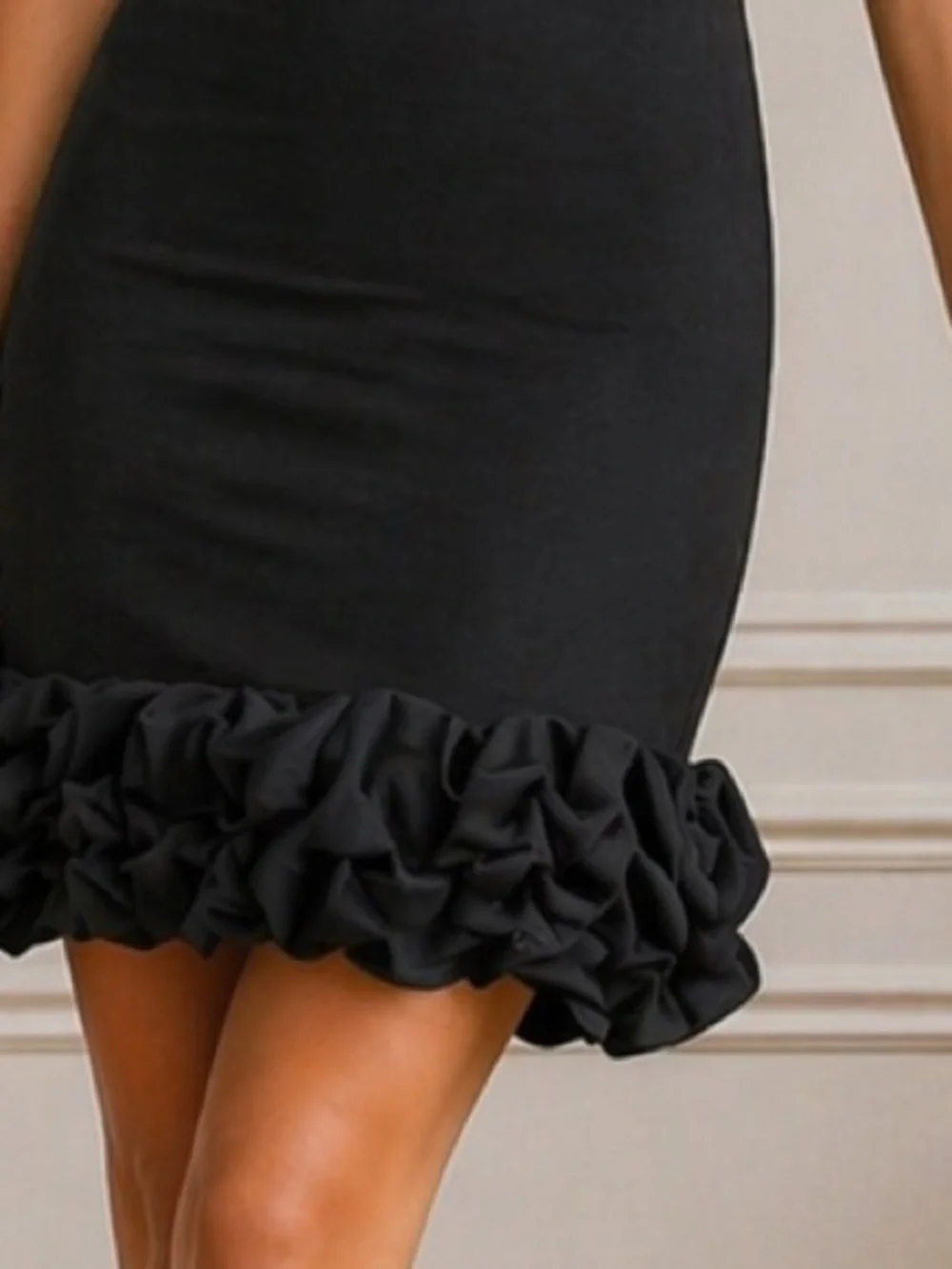 ZARA Black‎ Structured Mini Skirt with Voluminous Ruffle Hem - XS